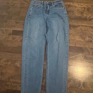American Eagle Mom jeans